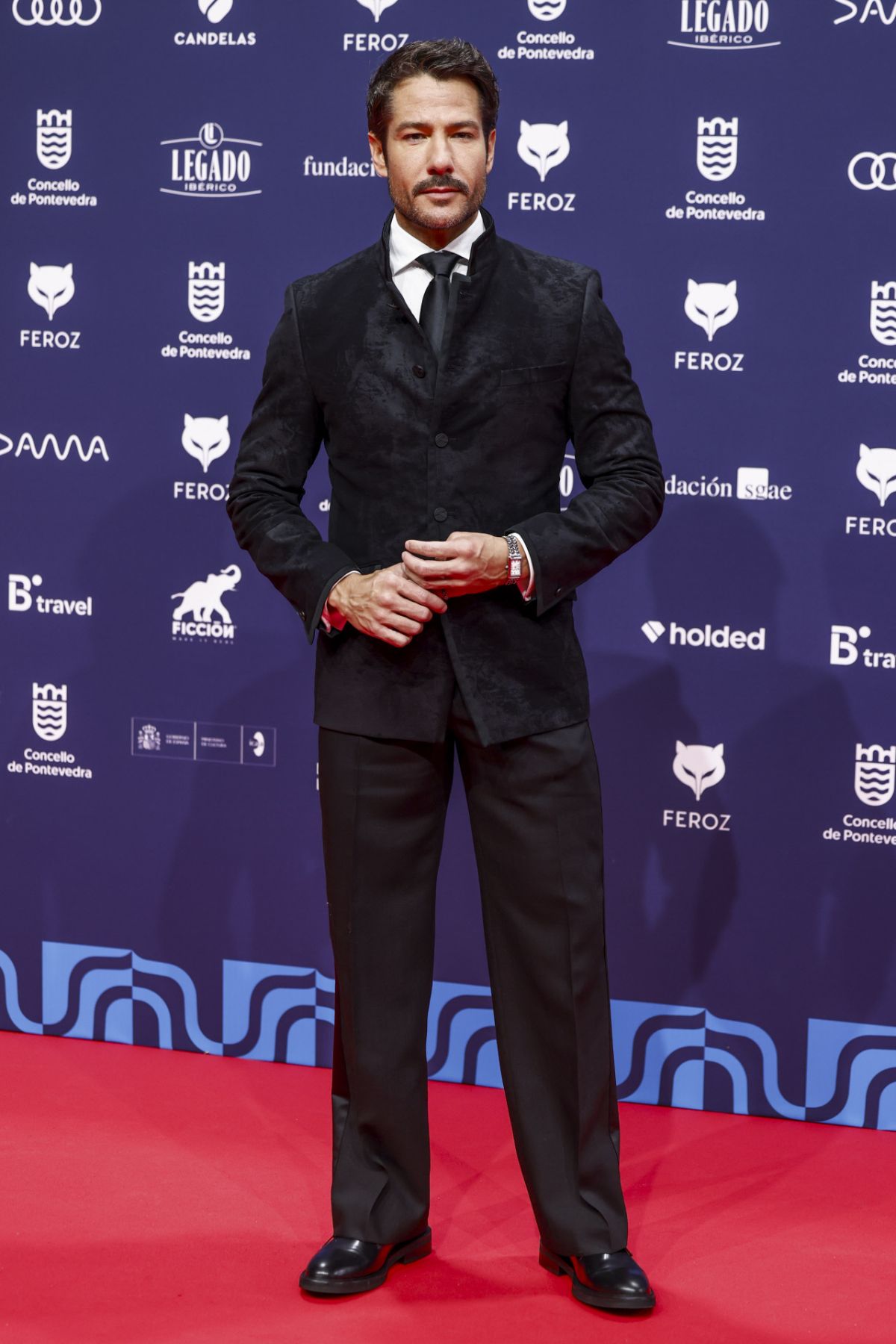 Alejandro Albarracin Alvaro Mortes sur le tapis rouge des Feroz 2026 Awards