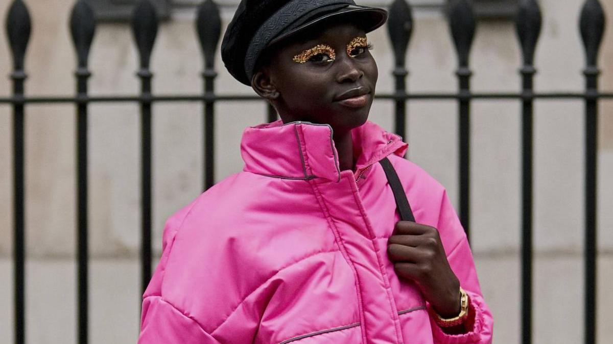 Mañana se esperan colas kilométricas en Lidl por esta chaqueta especial cortavientos e impermeable por menos de 15 euros