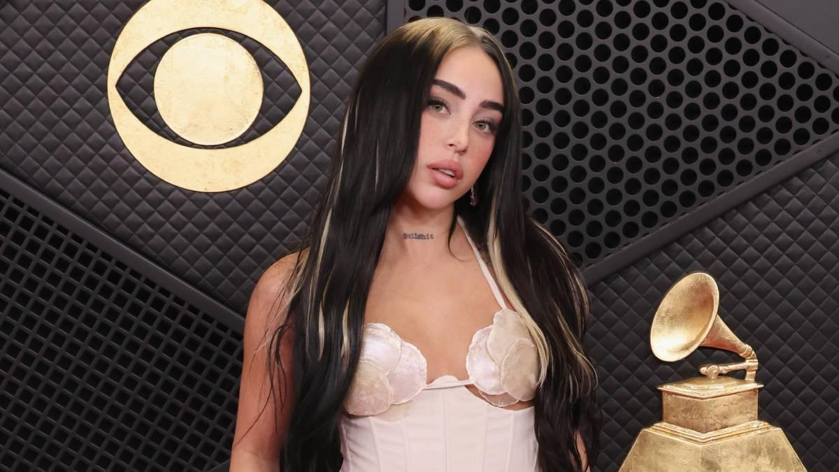 Nicki Nicole lleva la escultura joya de Alex Sobrón a los Premios Grammy 2026