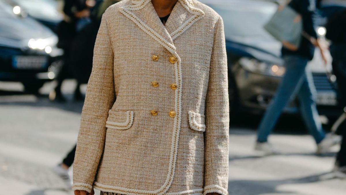 Sfera se inspira en una exclusiva marca de lujo para diseñar estas chaquetas de tweed preciosas para Semana Santa 2026