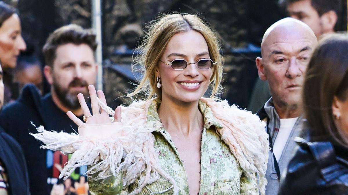 Margot Robbie triunfa en Londres con su look