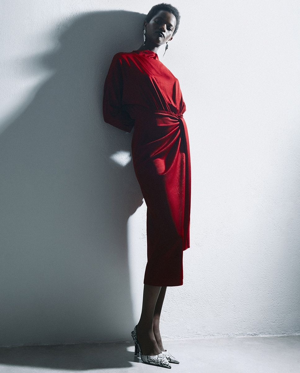 Robe midi en satin rouge