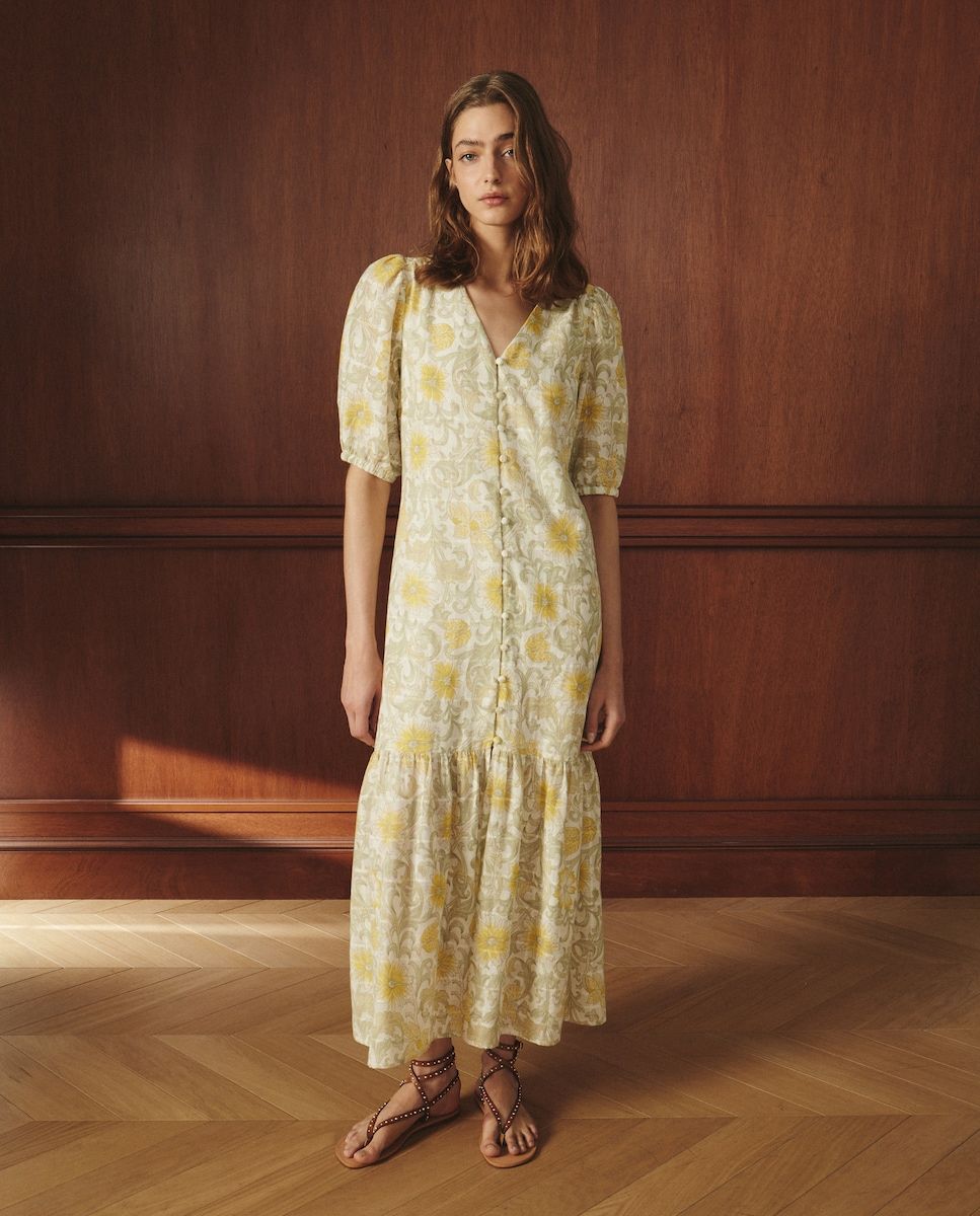 Robe d'invité à fleurs