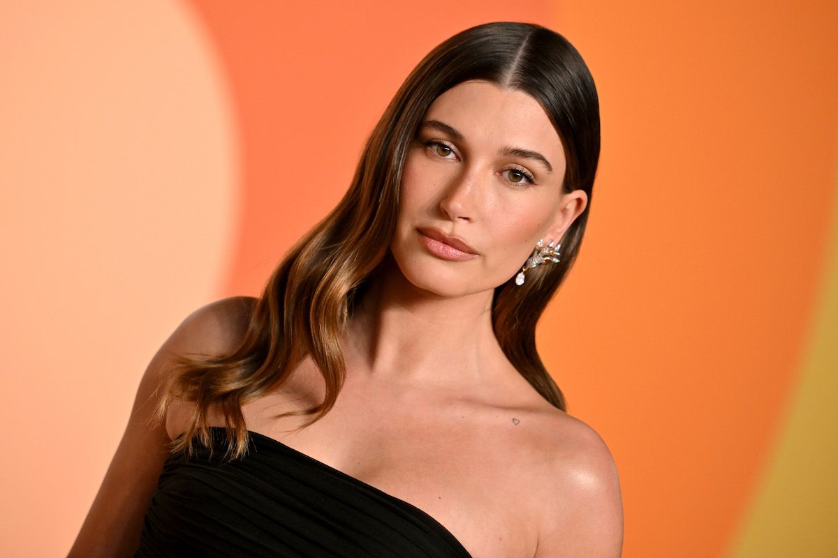 ¿Qué es la crioterapia? La práctica que Hailey Bieber hace en casa