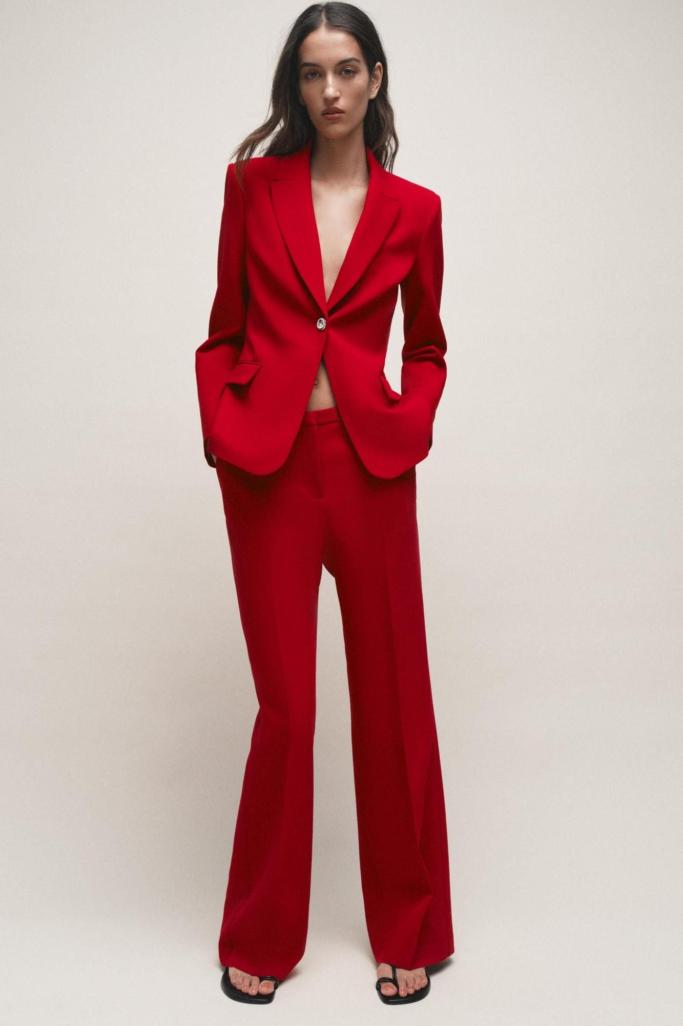 costume rouge
