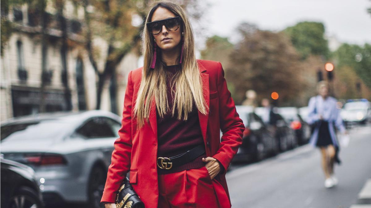 Los tres trajes nuevos de Zara que te van a solucionar los look de oficina y de invitada como perfecta alternativa al vestido