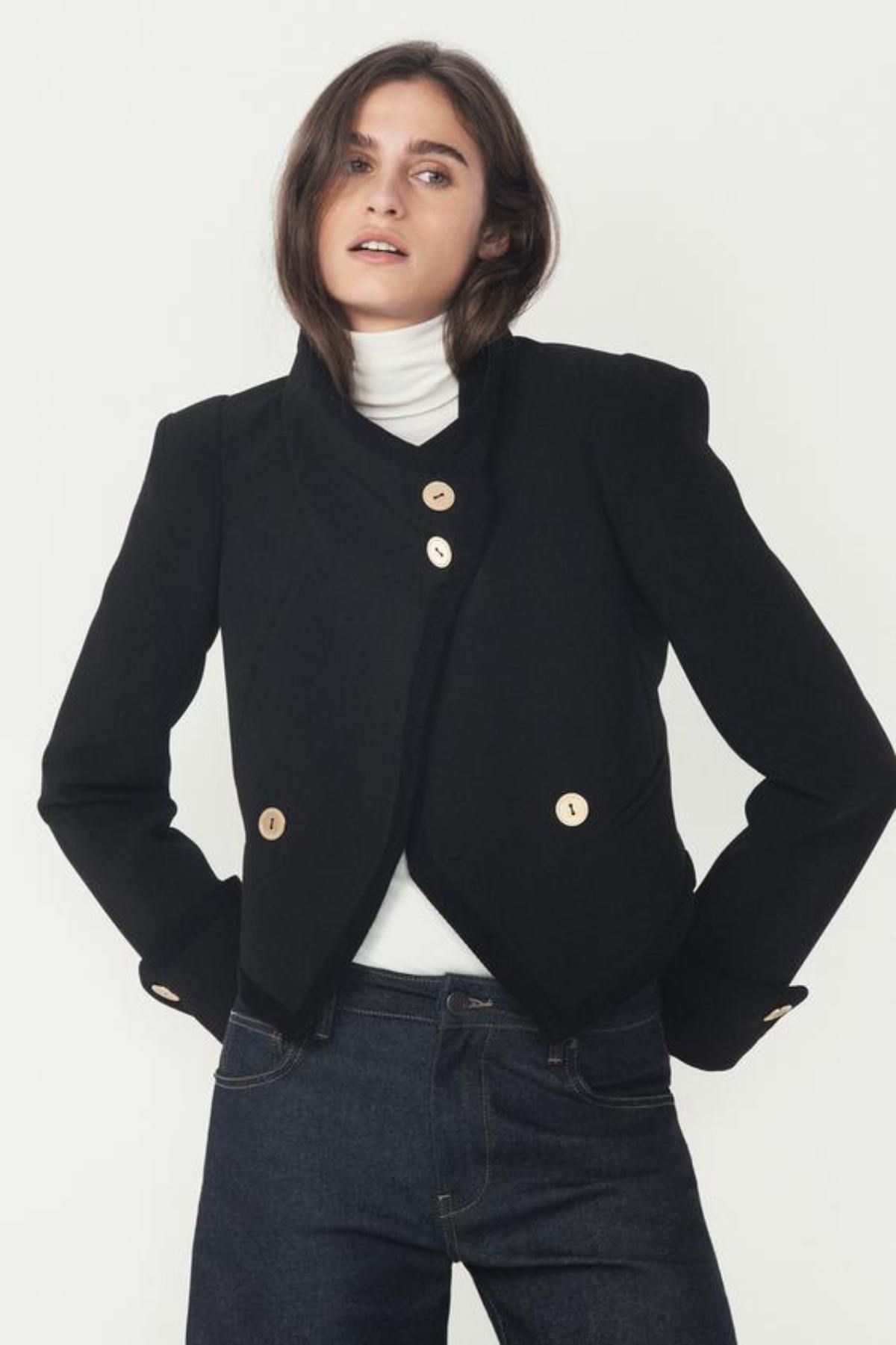 Veste courte boutonnée