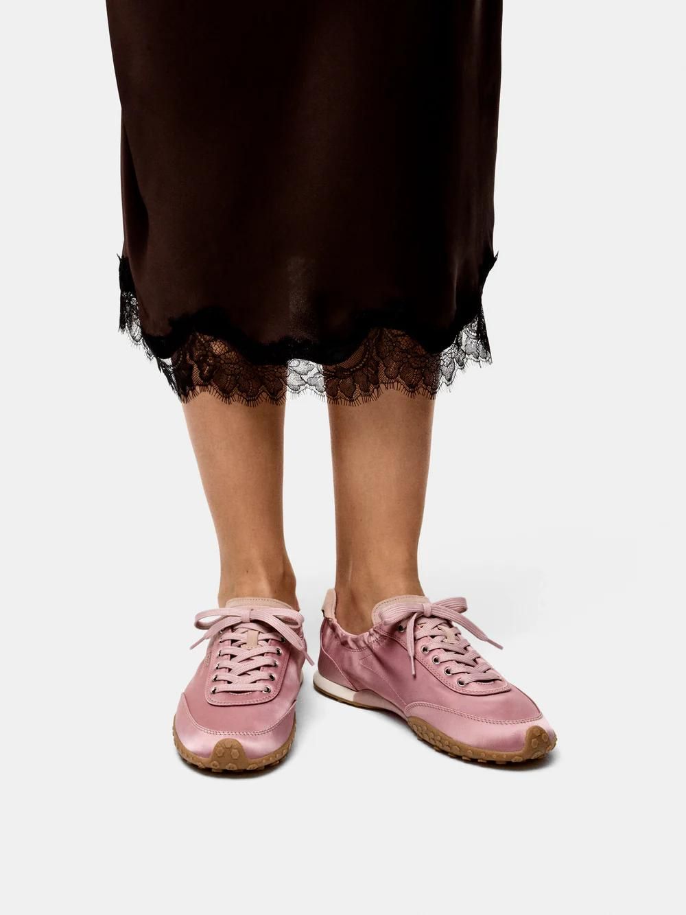 Baskets en satin