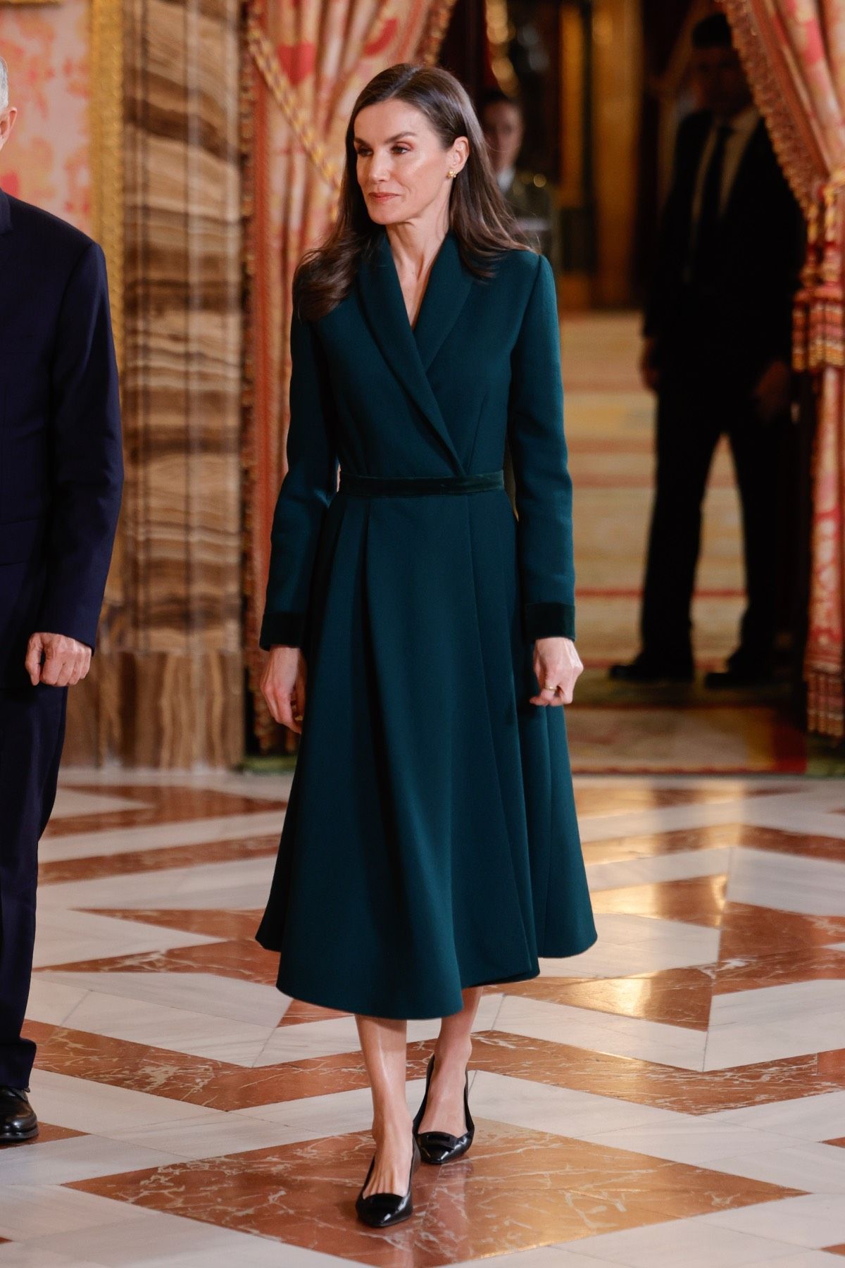 Le look complet de la reine Letizia pour un événement institutionnel
