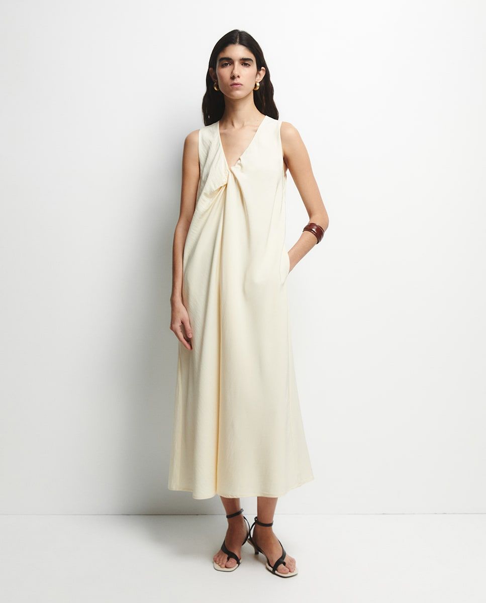 Robe midi blanche sans manches