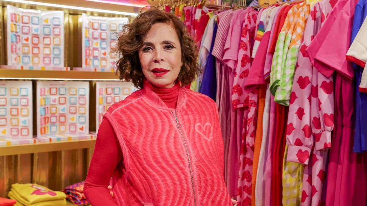 Ágatha Ruiz de la Prada (65 años): "Desayuno lo mismo cada día, pan con aceite y Nescafé. Lo tomo desde pequeña, como hacía mi madre. Y el único deporte que practico es andar.