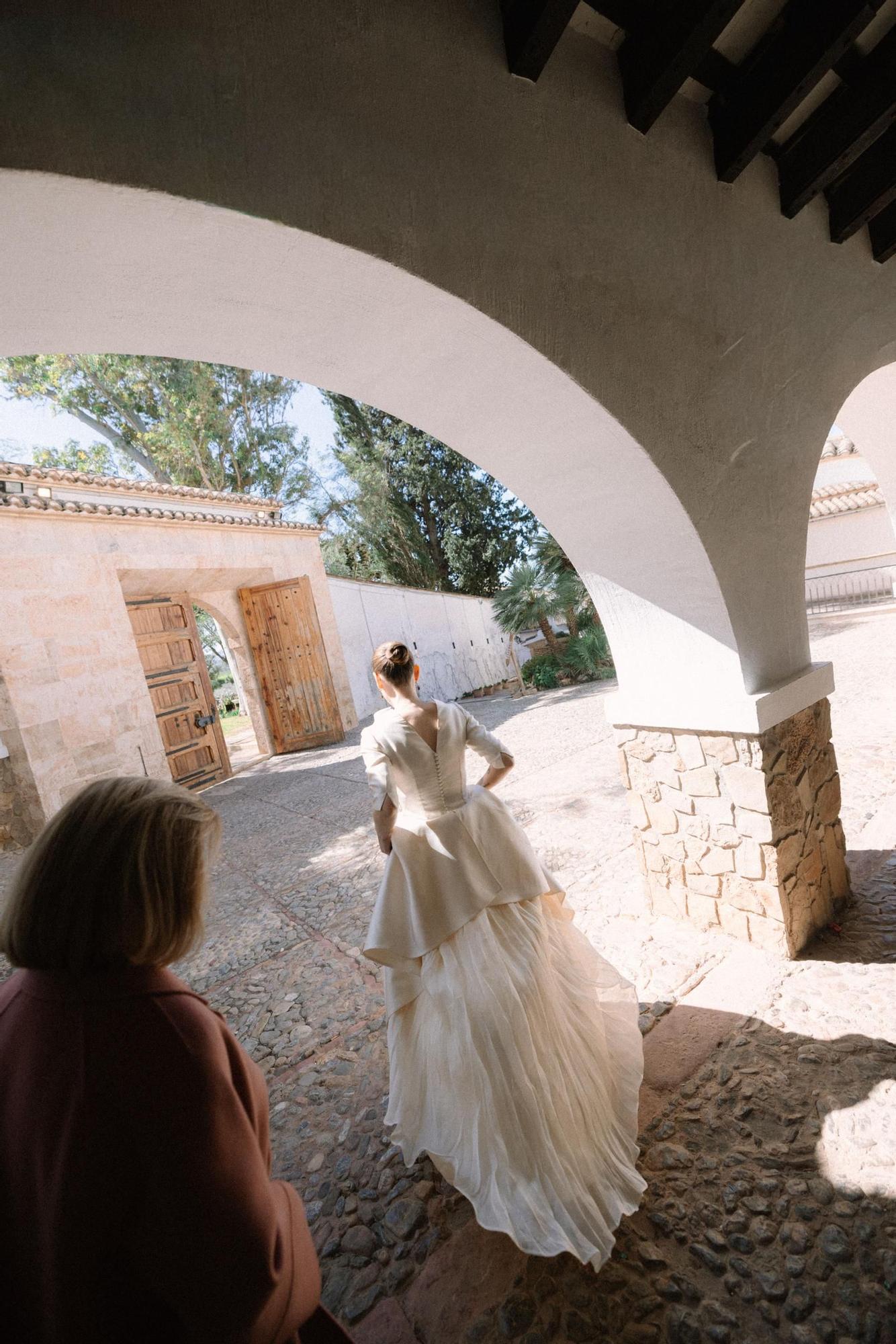 Clara, la mariée dans la robe de sa mère