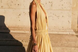 Mango surpasse Zara et Massimo Dutti avec sa nouvelle collection de robes d'invitées pour les mariages en 2026 : elles ressemblent à de la Haute Couture