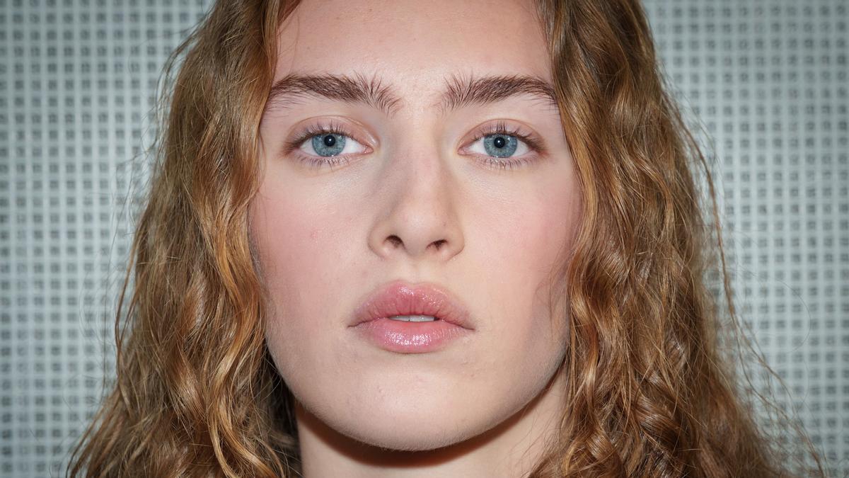 Tendencias de cejas 2026: “La naturalidad manda y la hiperpersonalización es clave”, según la experta en micropigmentación Mónica Aránguez