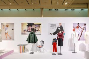 La Redoute monte sa propre exposition pour célébrer ses 190 ans d'histoire : vous pourrez voir les créations d'Yves Saint Laurent, Karl Lagerfeld et Jean-Paul Gaultier