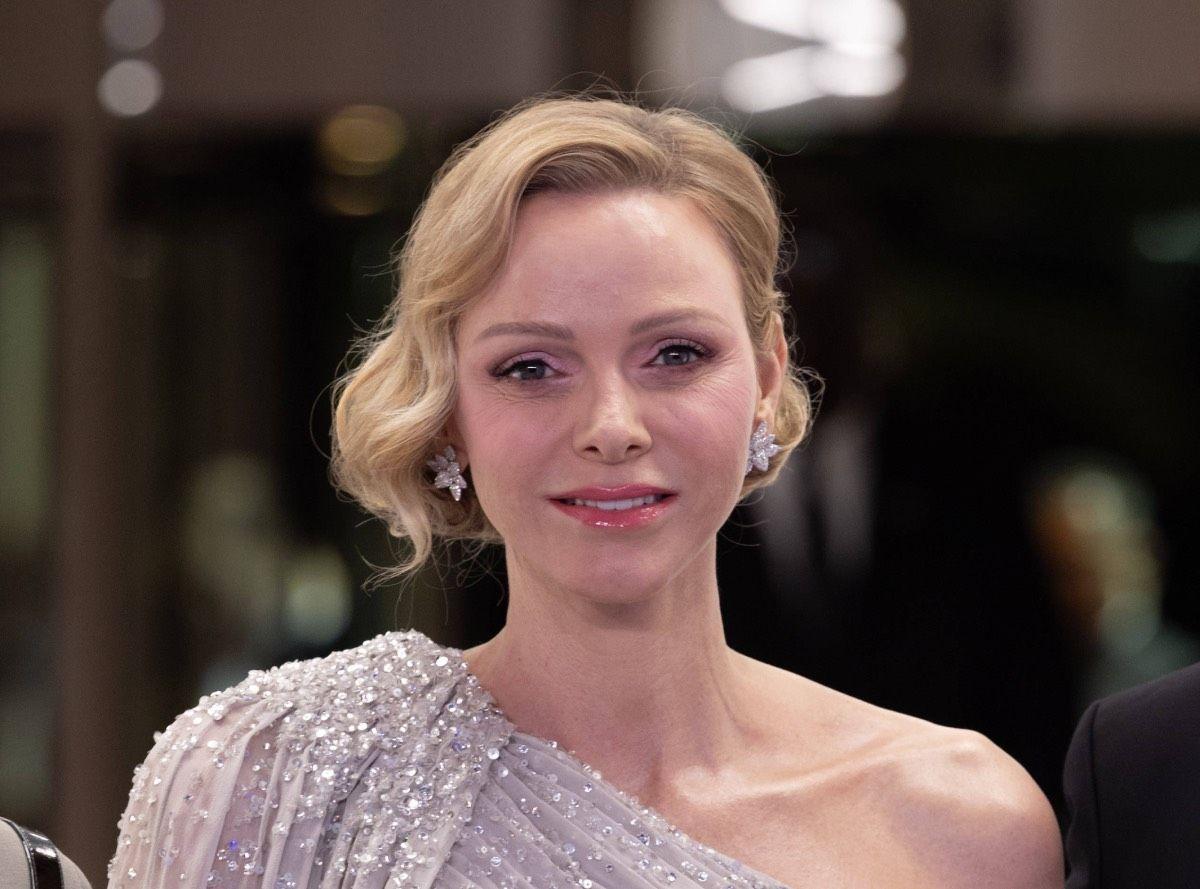 Aciertos y errores en el Baile De la Rosa 2026: una noche galáctica