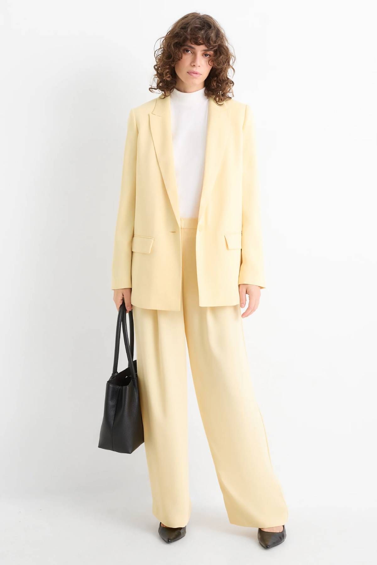 Costume avec veste longue et pantalon tailleur, par C&A