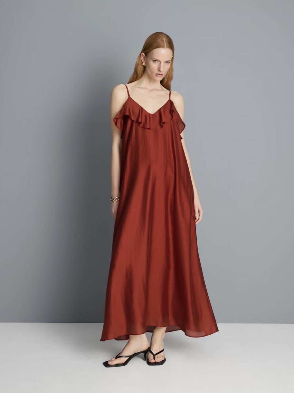 Robe midi rouge à volants