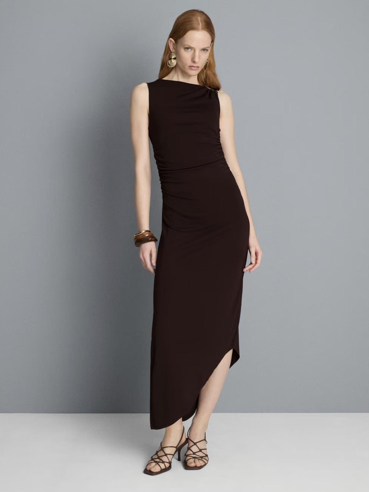 Robe midi asymétrique marron à fronces