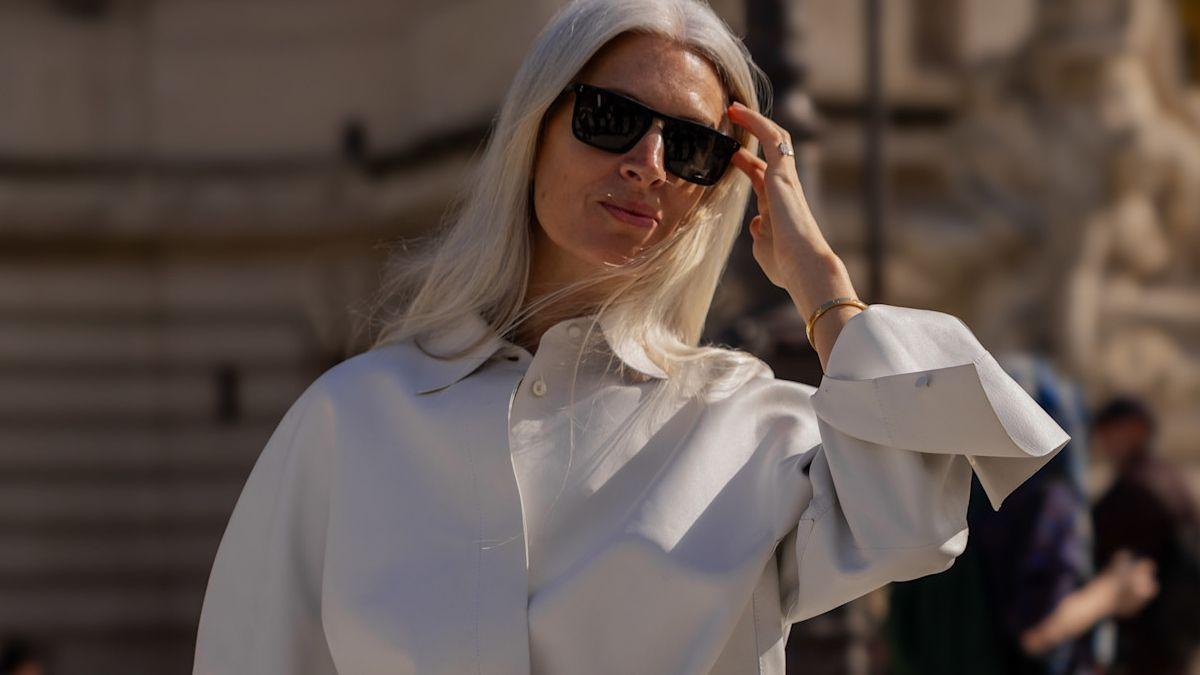 Las blusas blancas de manga corta de Cortefiel