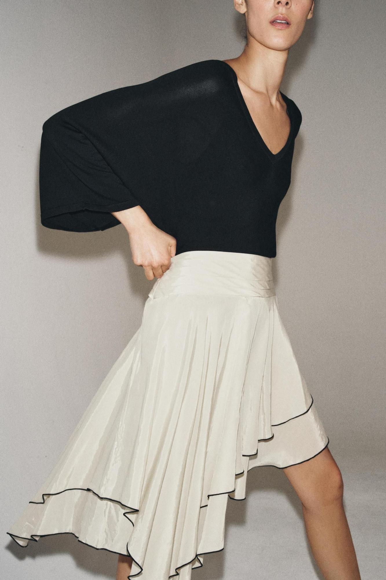 Jupe midi asymétrique à volants