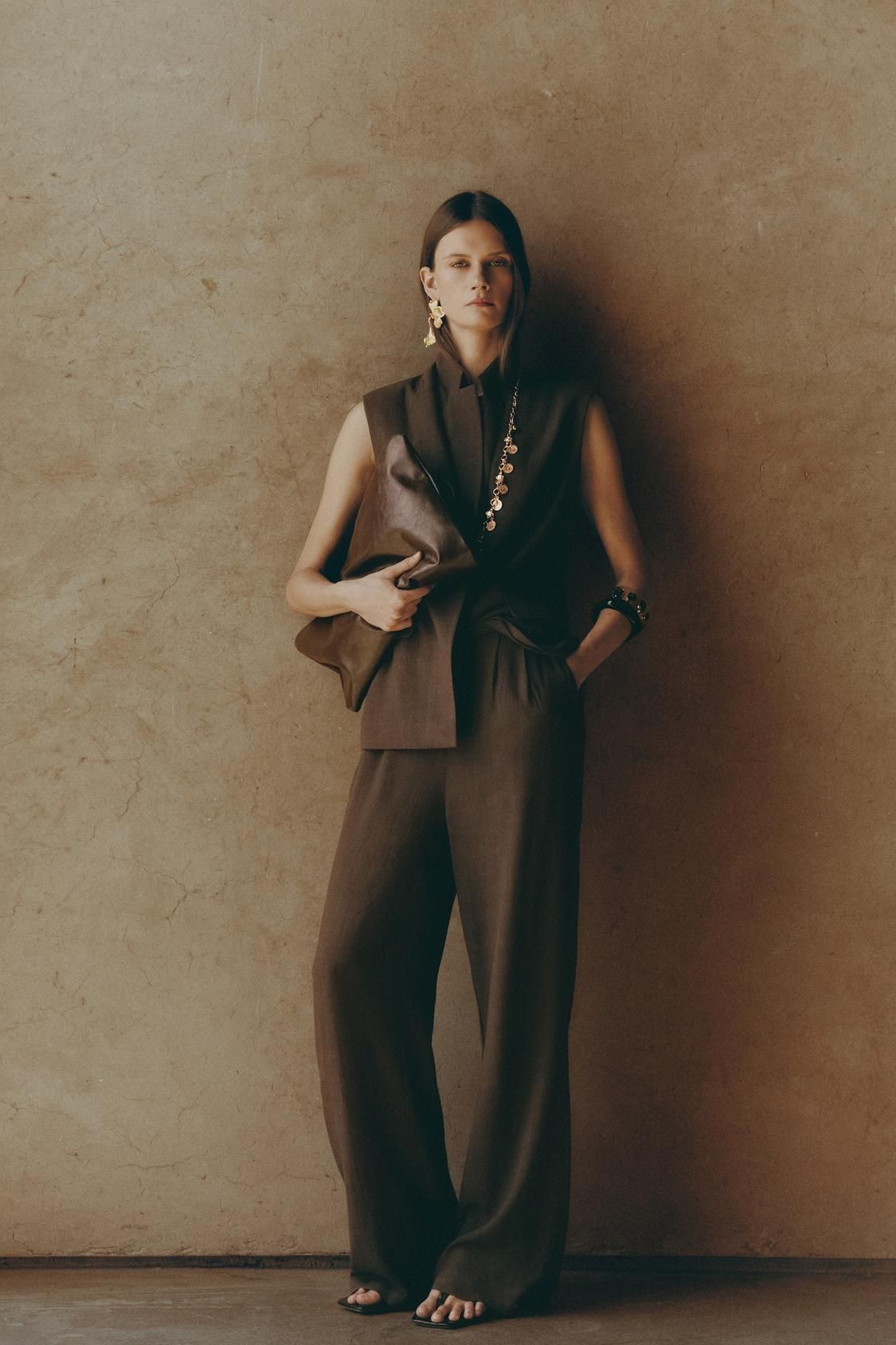 Ensemble gilet et pantalon rustique marron