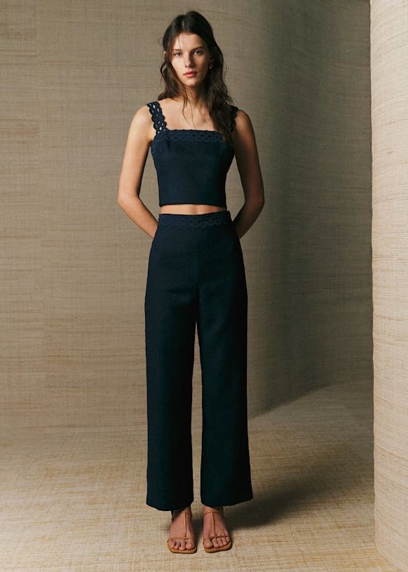 Ensemble avec un pantalon