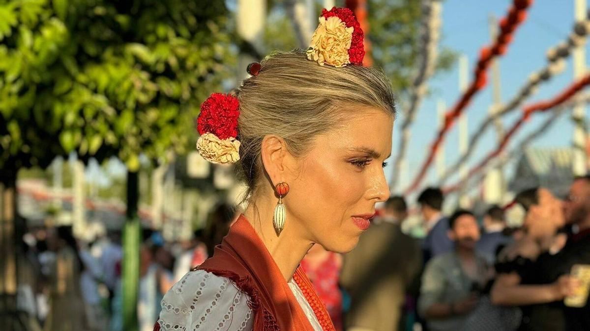 Las mechas de Manuela Villena para la Feria de Abril: la clave que combina a la perfección con la típica flor de flamenca