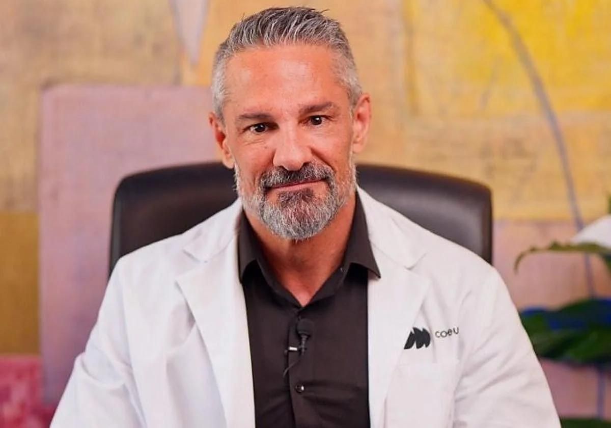 Dr. David Céspedes, médico.