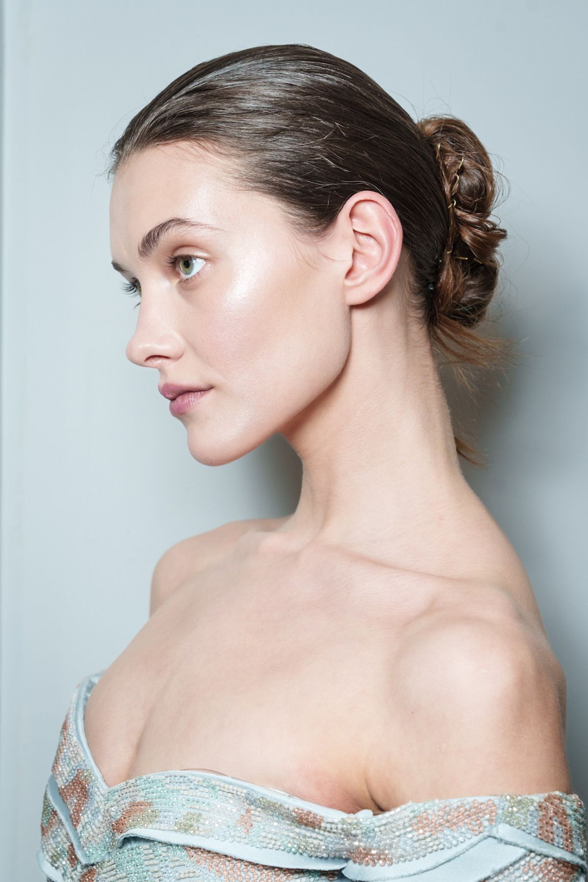 La maquilleuse Julia Hidalgo nous donne les clés pour un maquillage parfait à la Foire d'Avril