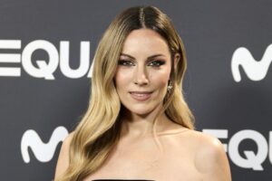 Édurne (40 ans) : "Dans les hôtels, je laisse un masque sur mes cheveux toute la nuit, je le rince le lendemain et c'est merveilleux."