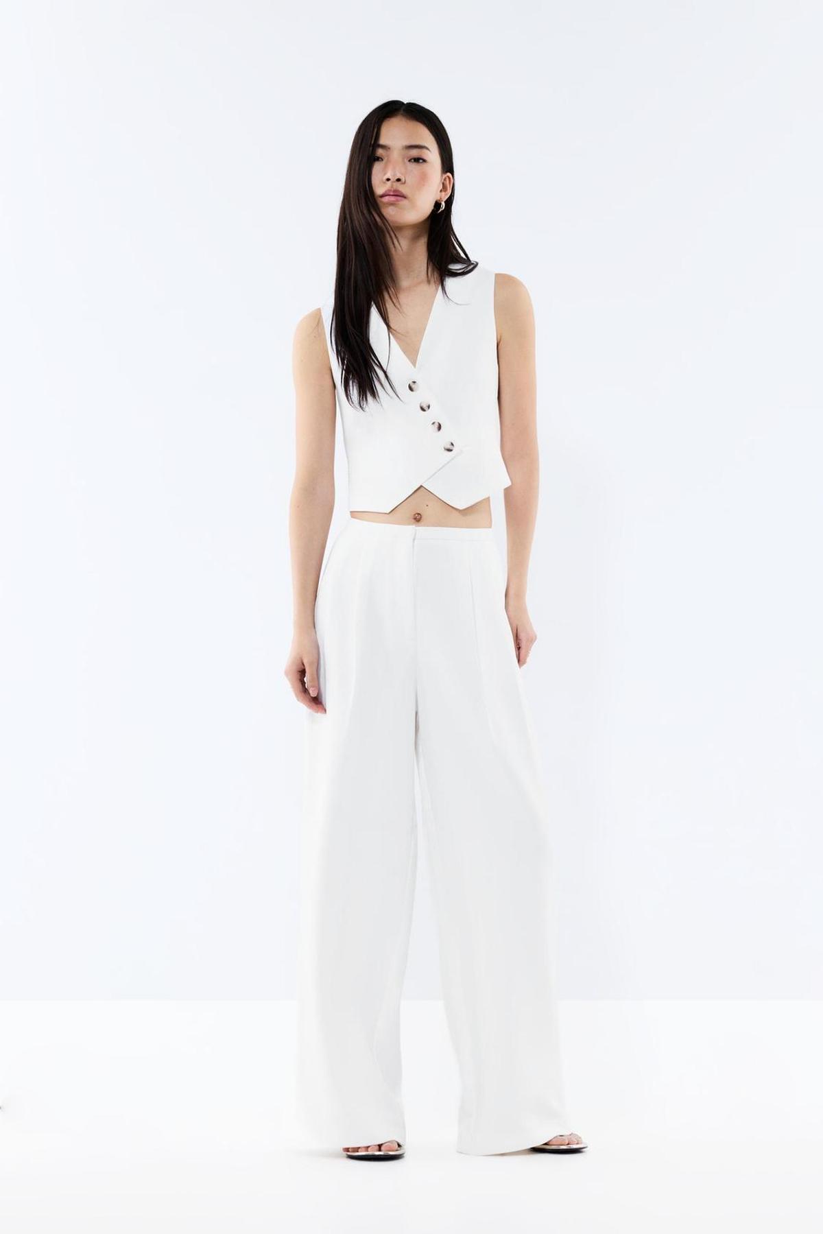 Ensemble pantalon et gilet de costume blanc