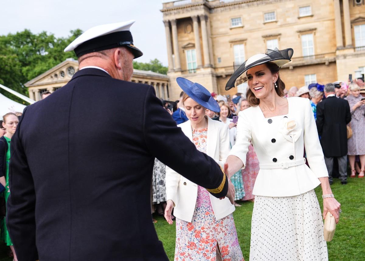 La princesse de Galles prend le trône du roi Charles III