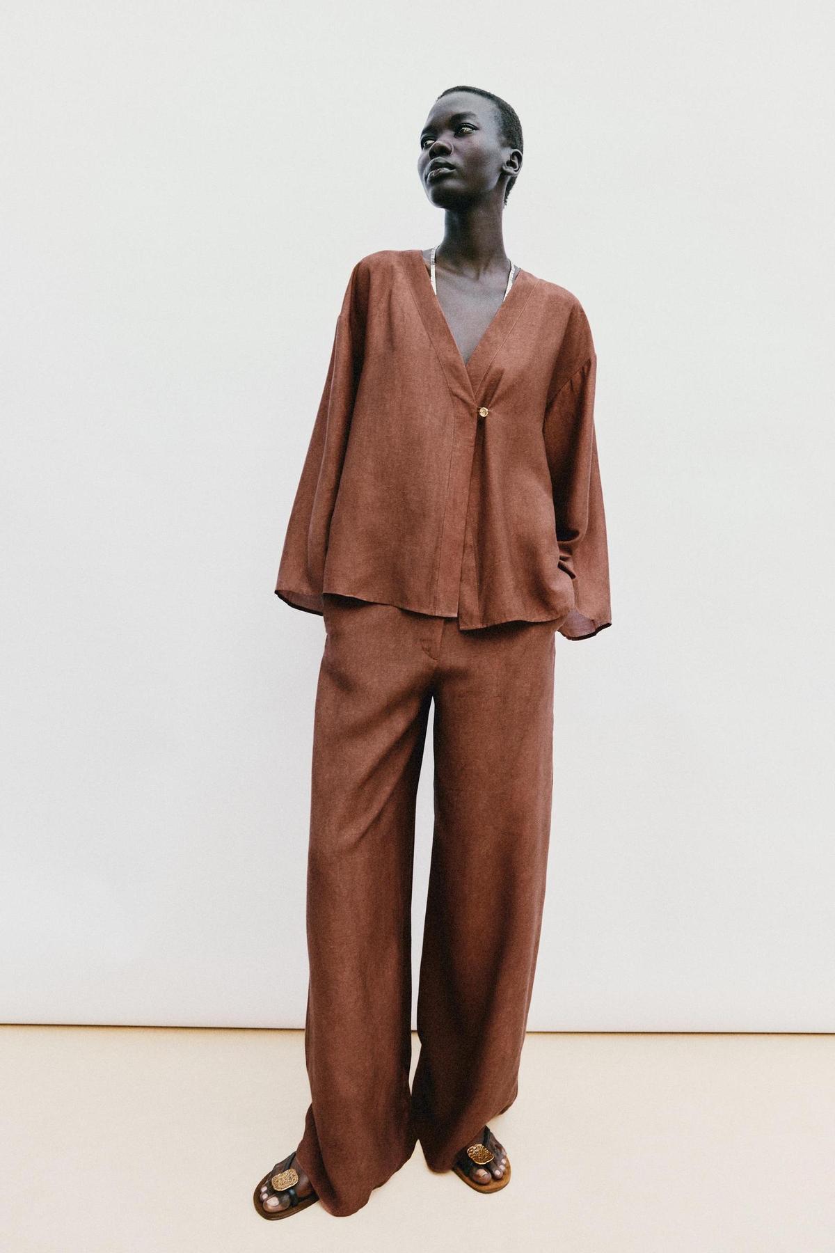 Ensemble veste et pantalon large couleur brique