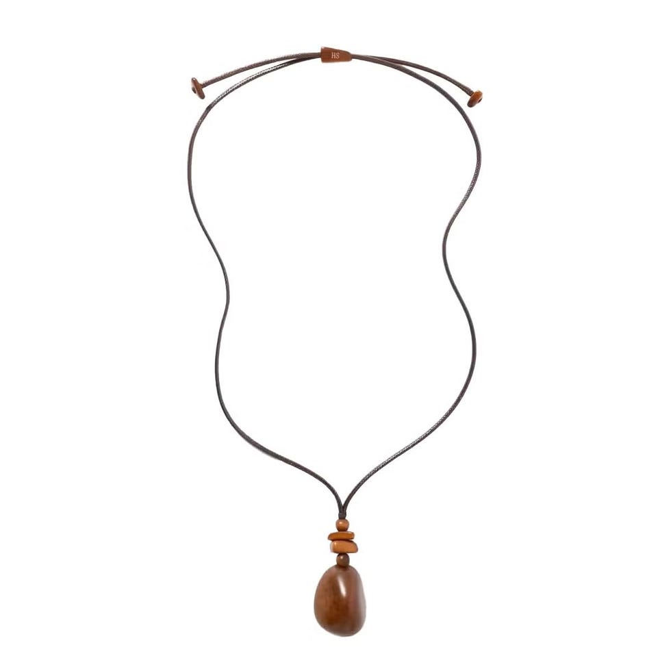 Pendentif Tagua et Collier en Cuir