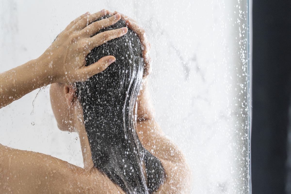 Les erreurs que vous faites en vous lavant les cheveux