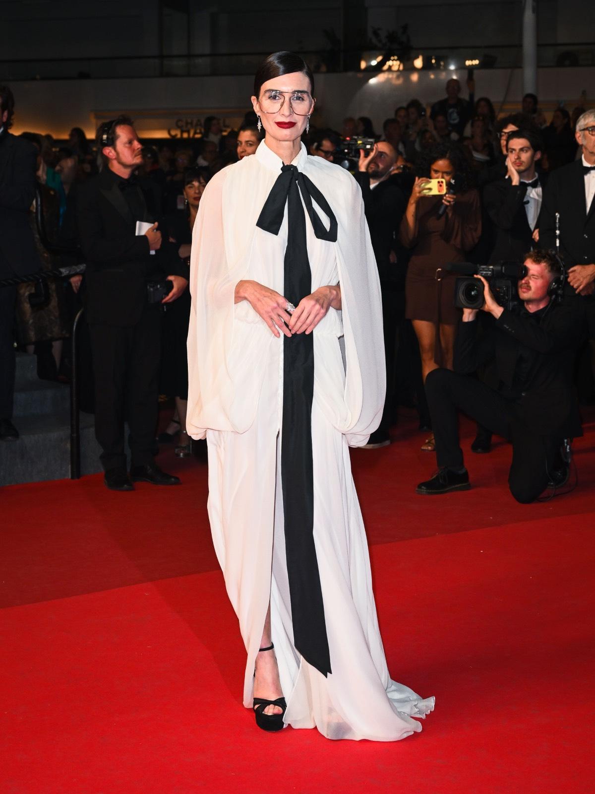 Le look de Paz Vega pour le Festival de Cannes
