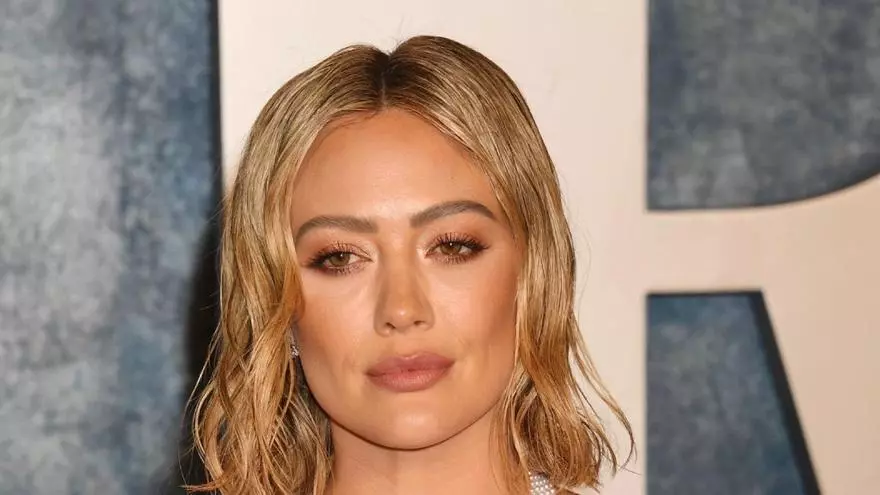 Hilary Duff (38 ans) à propos du vieillissement : "On commence à se sentir de mieux en mieux au fur et à mesure. J'essaie de me rappeler constamment de faire la fête"