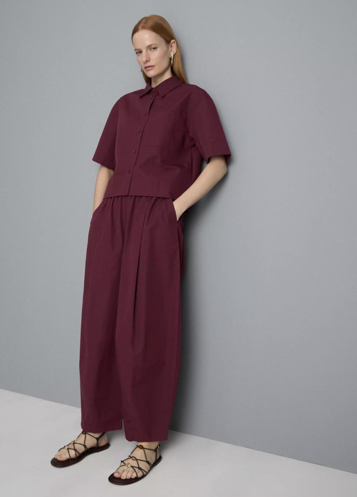 Ensemble chemise bordeaux et pantalon baggy