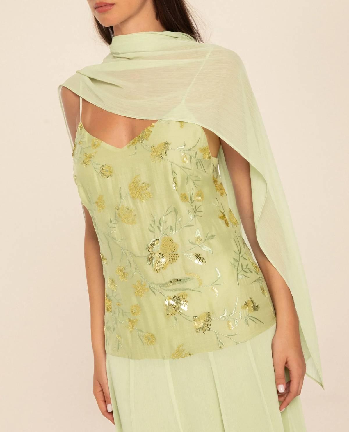 Foulard en mousseline, par The Are
