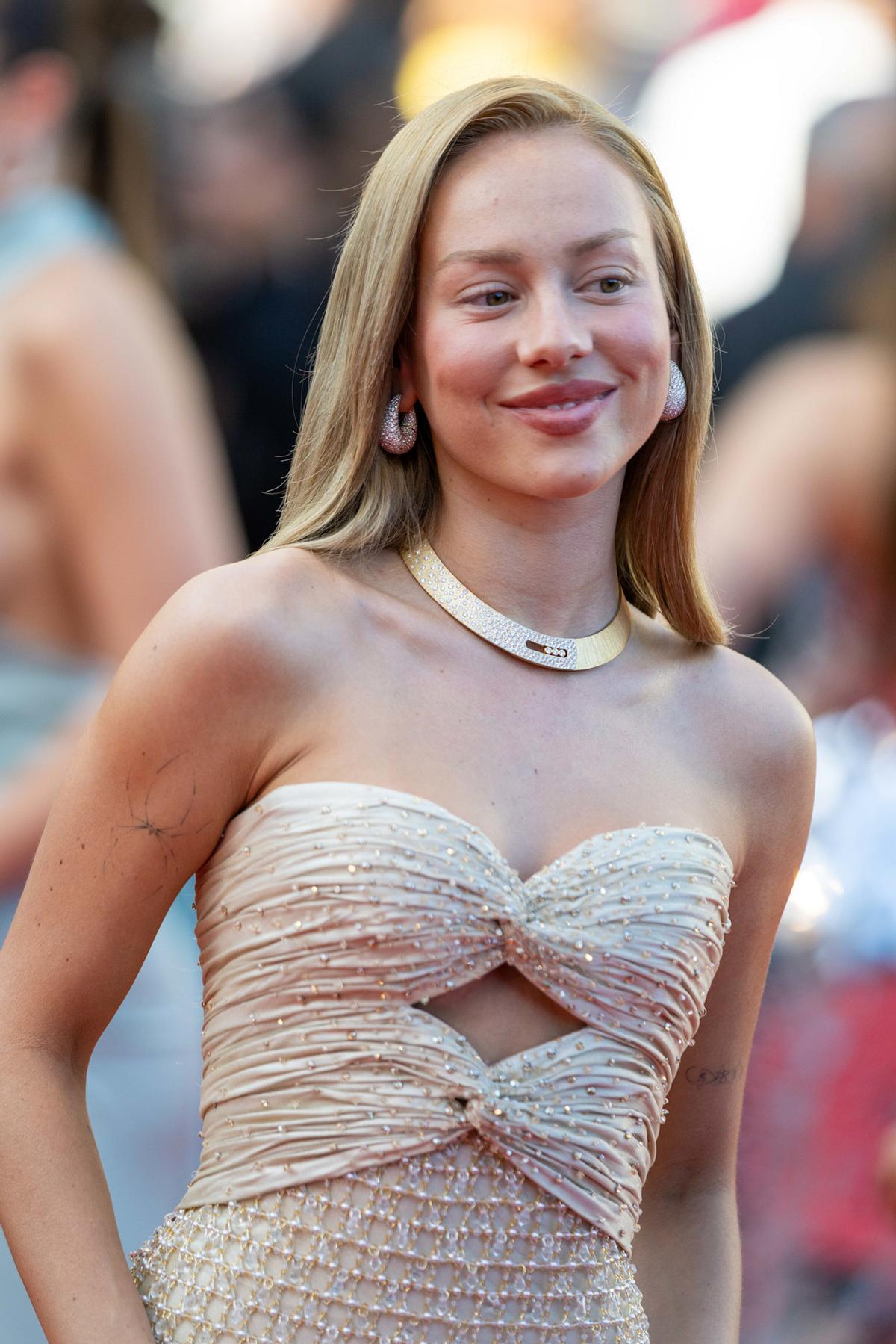Le maquillage d'Ester Expósito à Cannes 2026, avec les produits Charlotte Tilbury