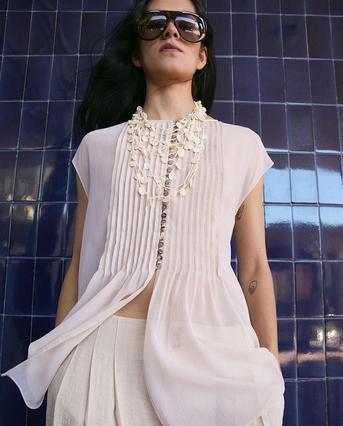 Chemise fluide à cordon