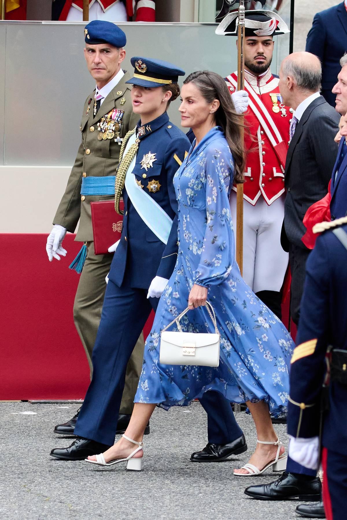Le look de la reine Letizia pour la Journée des forces armées 2026