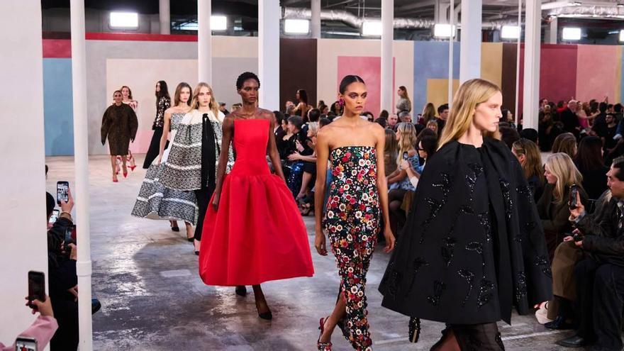 Carolina Herrera : glamour et art dans son défilé new-yorkais