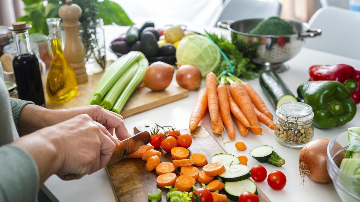 Sonia Migani, especialista en nutrición: "Estos son los 7 alimentos que han demostrado impacto en la longevidad"