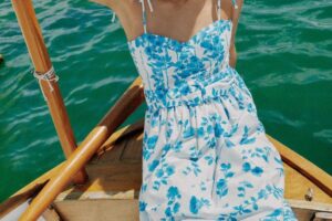 Adieu les robes ennuyeuses : Zara vend enfin les motifs imprimés les plus joyeux et rajeunissants de l'été 2026