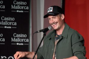 Grison (40 ans) : « Je prends du café au lait, des toasts complets avec de la tomate et de l'avocat au petit-déjeuner. Je m'entraîne six jours par semaine et je bois du chocolat noir »