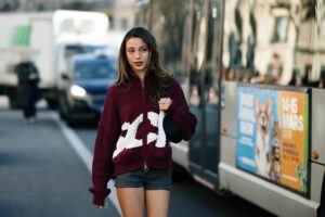 Les entraîneurs sont déjà d'accord : « Marcher 1 heure 7 jours sur 7 au rythme de marche de grand-père, c'est 75 000 calories par an »