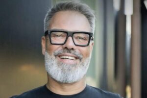 Víctor del Valle (52 ans): « Pour moi, le succès, c'est quand je vois une personne s'exciter devant le miroir ou sourire et être belle »