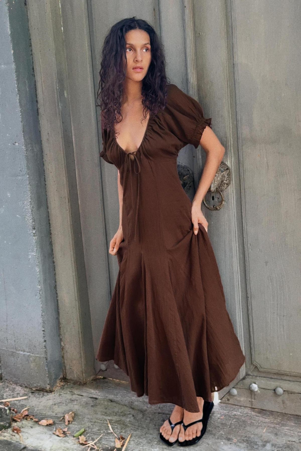 Robe midi en mousseline marron chocolat